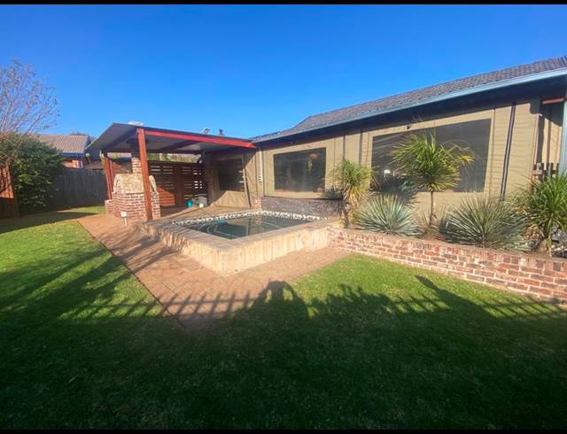 4 BEDROOM HOUSE FOR SALE IN KANONKOP